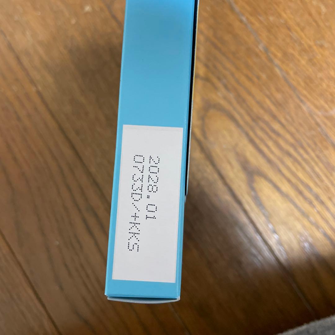 Ｍ.C.Ｂutter4箱。 ダイエット1つ目写真4つの表2つめ、1つの裏