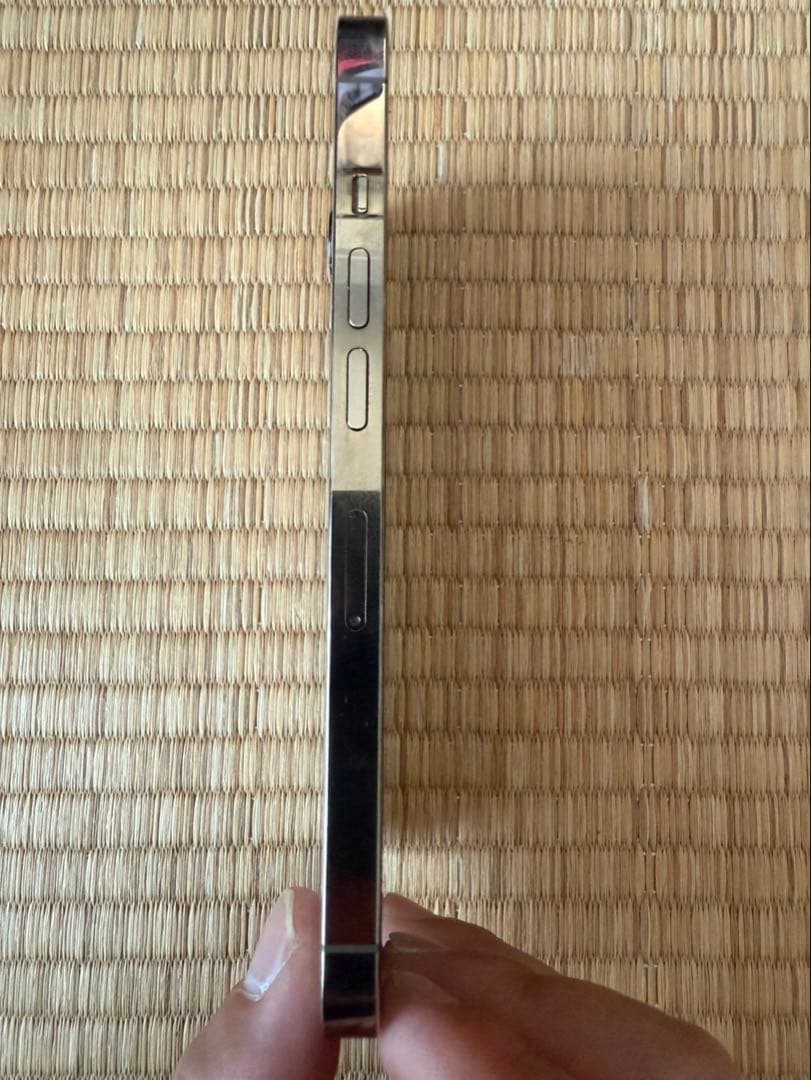 Apple iPhone 13 Pro ゴールド本体