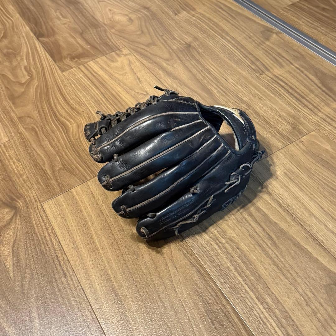 ミズノ グローバルエリート　内外野用　硬式グローブ ブラック 黒