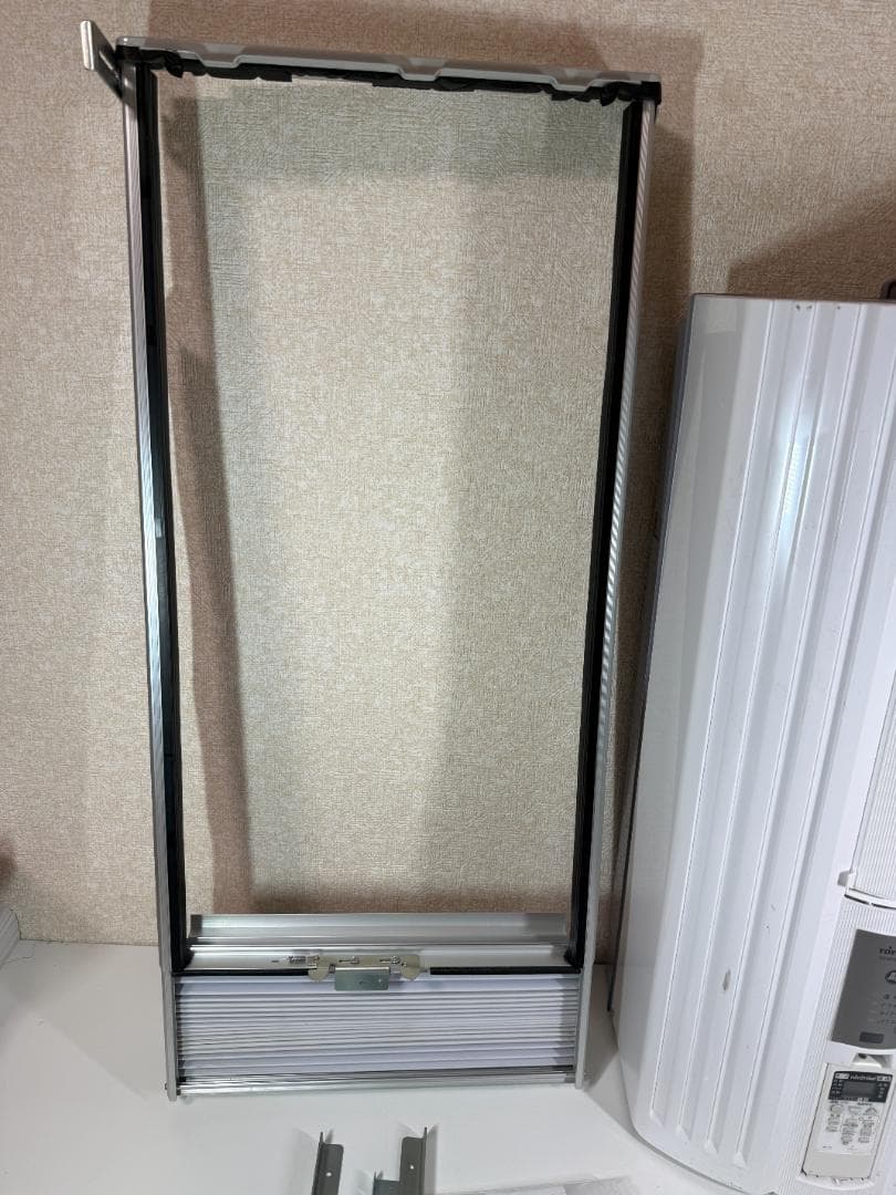 美品トヨトミ 窓用エアコン TIW-A160L 2021年製 稼働確認済み