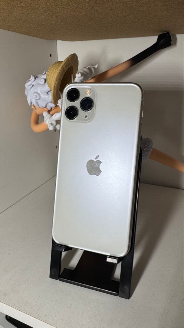 Apple iPhone 11 Pro シルバー 64GB100%