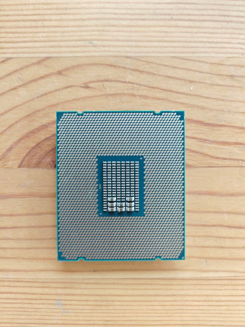 Intel Core i7-6950X 10コア/20スレッド