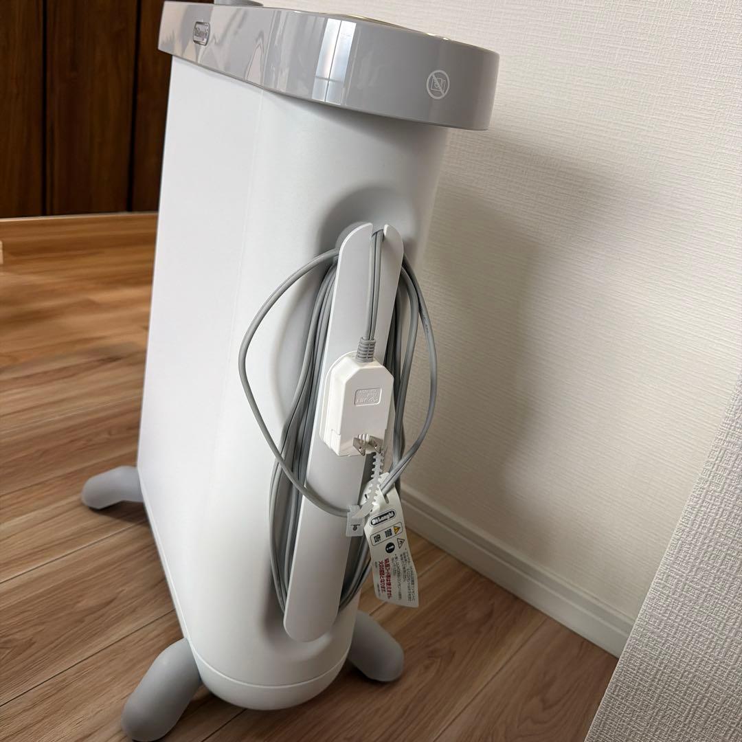 デロンギ　IDH15-WG　マルチダイナミックヒーター　ソラーレ　ピュアホワイト