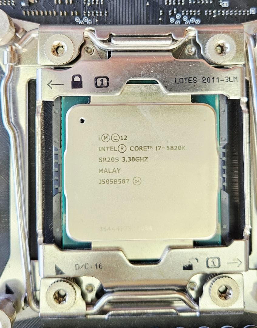 i7 5820k+MSI X99+グラボ+MSI TPM 2.0