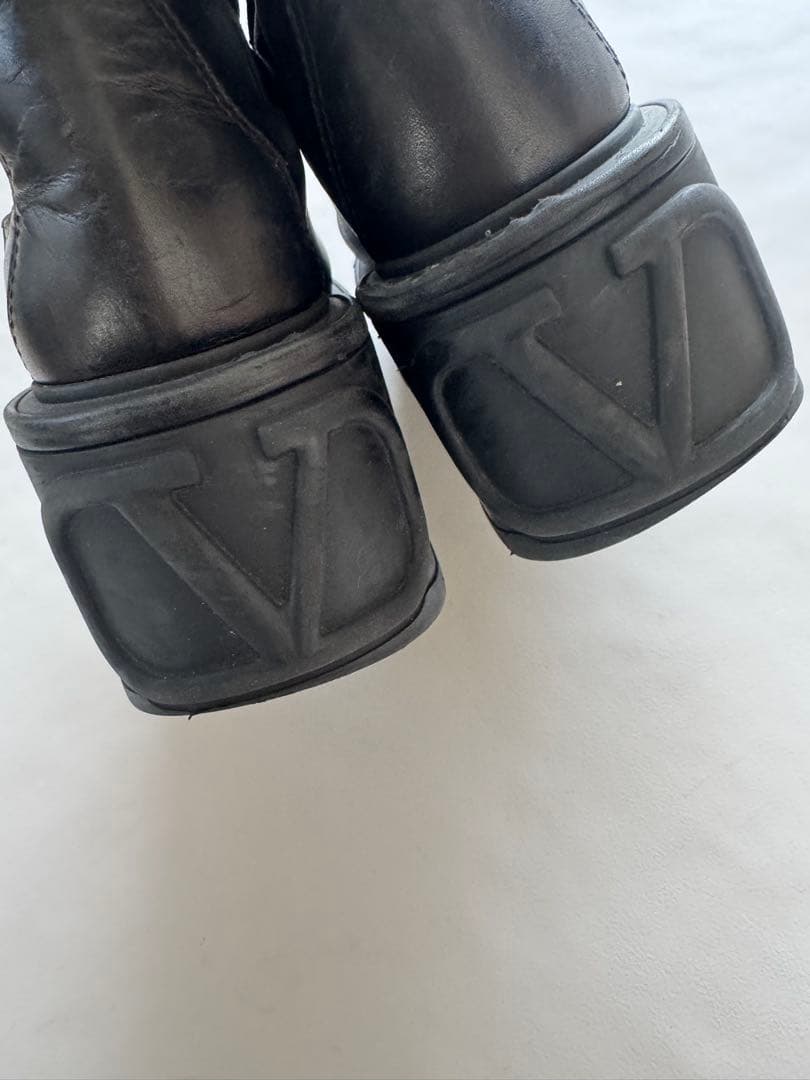 Valentino レザー チェルシーブーツ　23.5