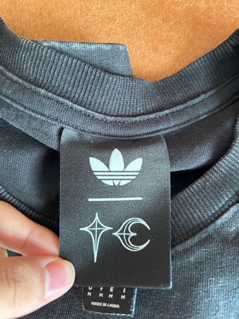 Thugclub×adidasコラボTシャツ