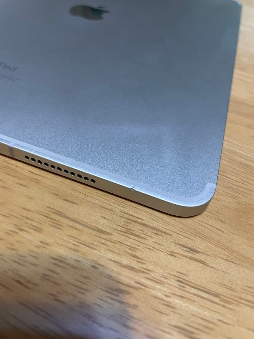 iPad pro 12.9インチ　第5世代 シルバー