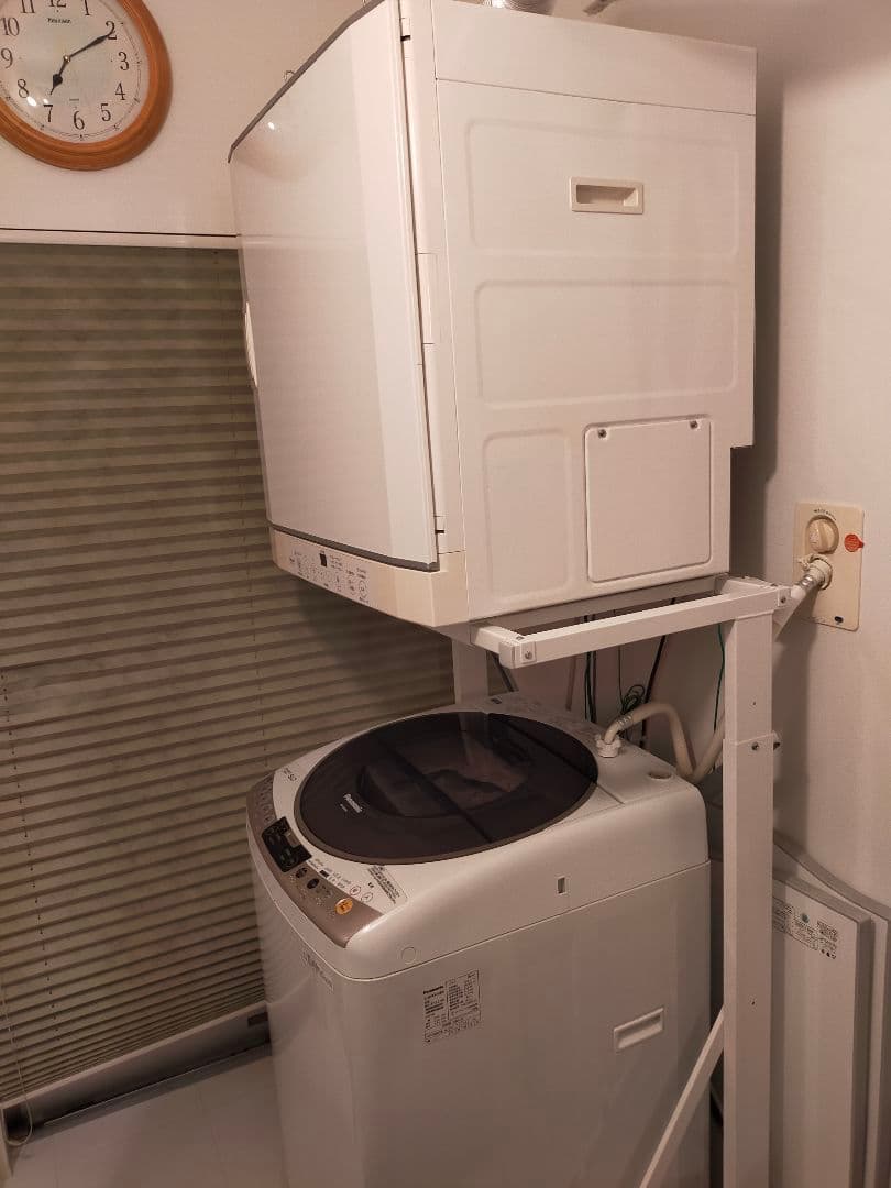 【ぴろ】リンナイ ガス衣類乾燥機 乾太くん RDT-52S　専用台付き