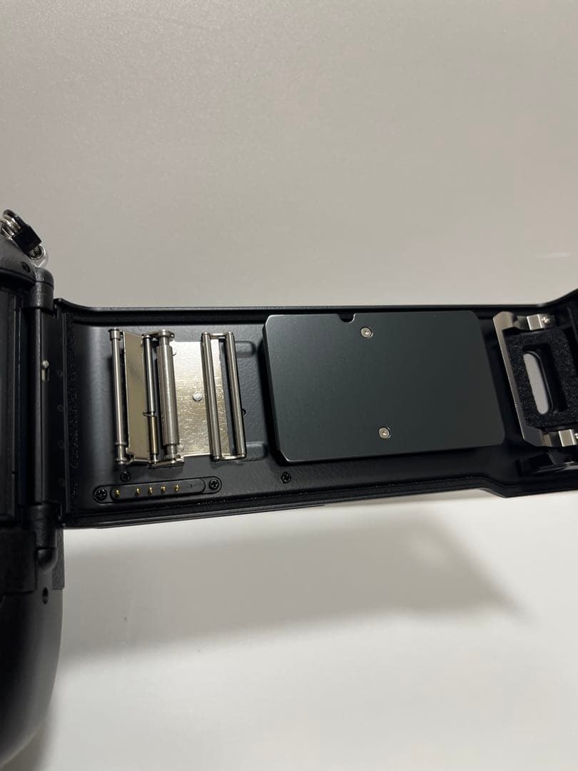 Nikon F5＋ズームレンズ＋純正フォーカシングスクリーン＋純正ケース