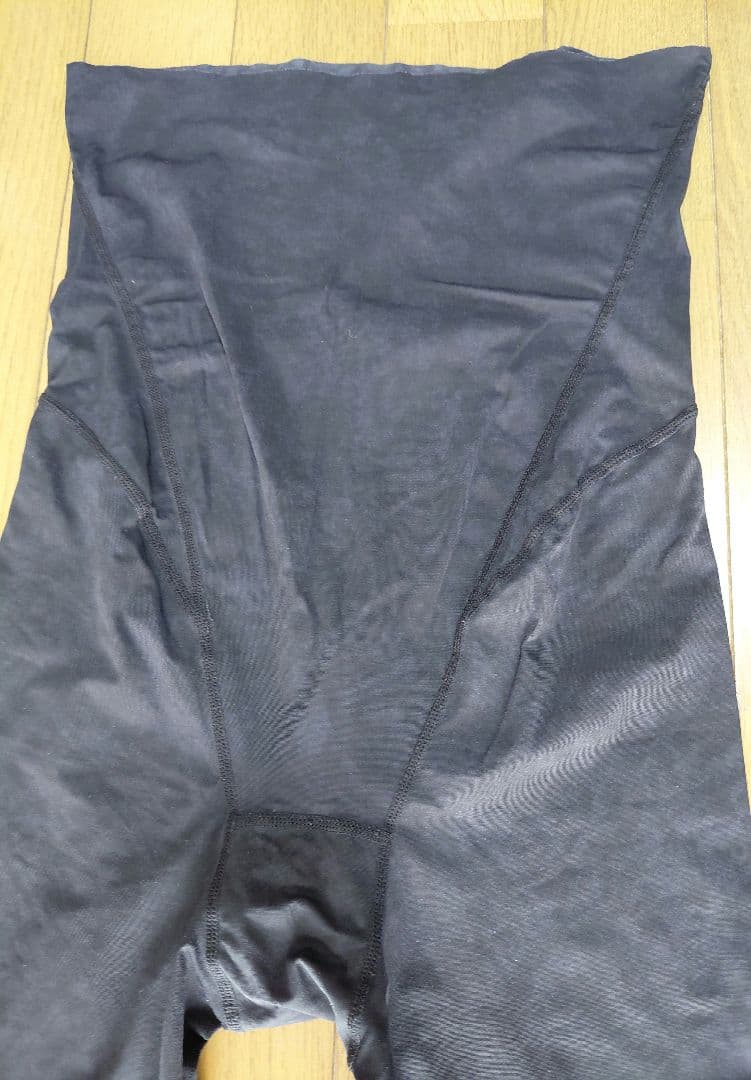 美品⭐︎ グラントイーワンズ　ホルミーレギンス　Lサイズ