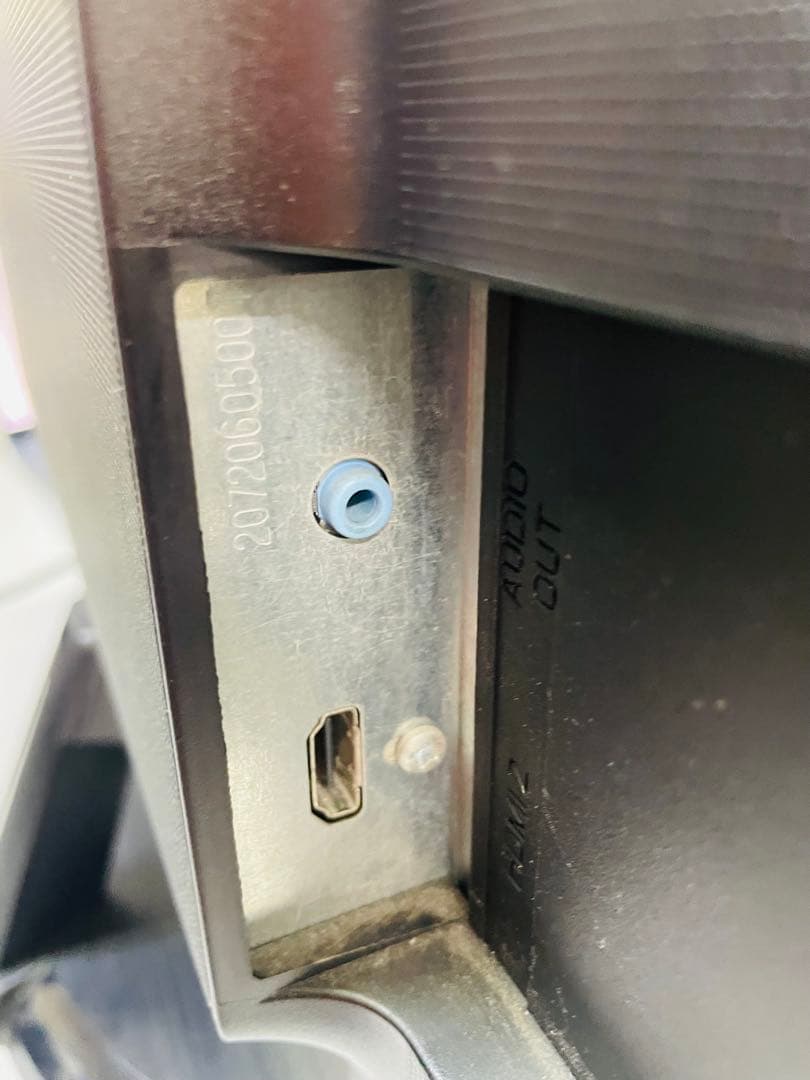 23型ワイド液晶モニター VGA/ DVI/ HDMI スピーカー内蔵