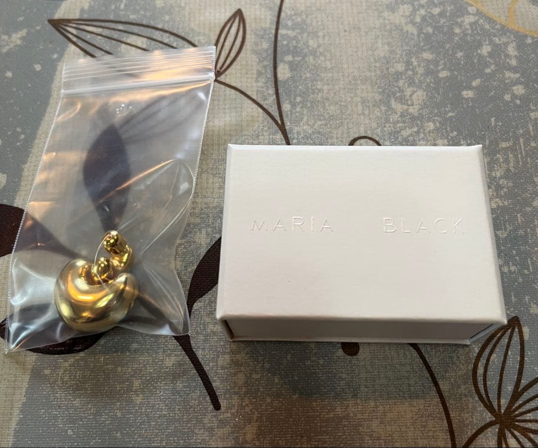 【片耳ピアス★値下相談可】MARIA BLACK Tryvann