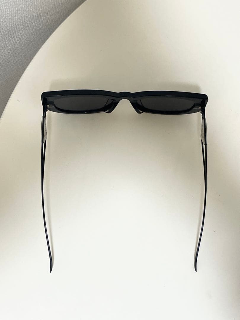 PRADA SPR14Y サングラス 三角ロゴ