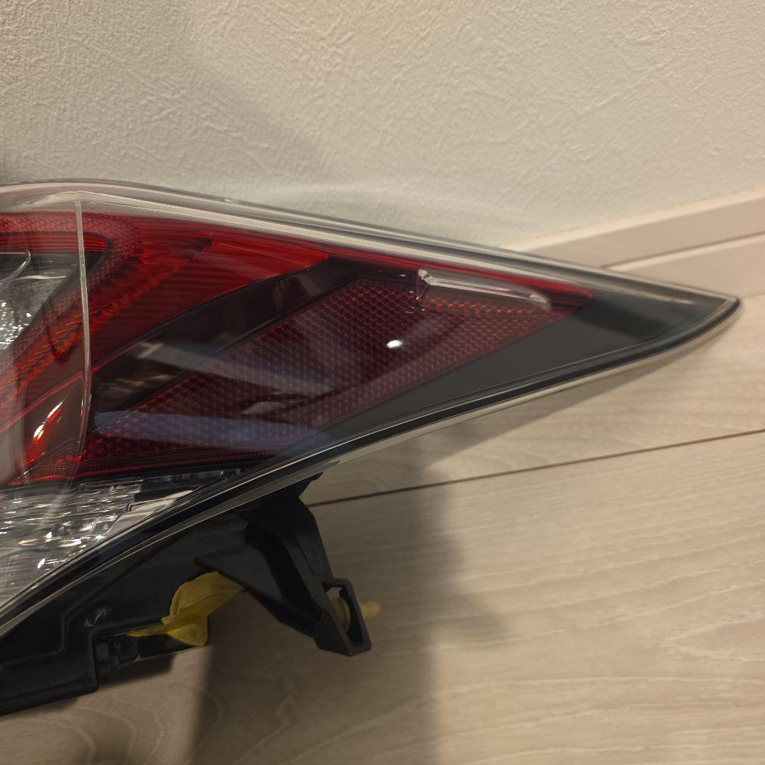 K 様　　　50プリウス前期　テールランプ　フルセット