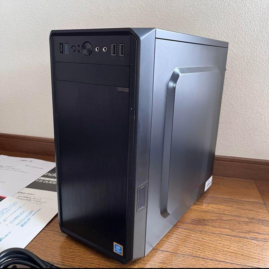 未使用　ディスクトップパソコン Windows 10  64Bit