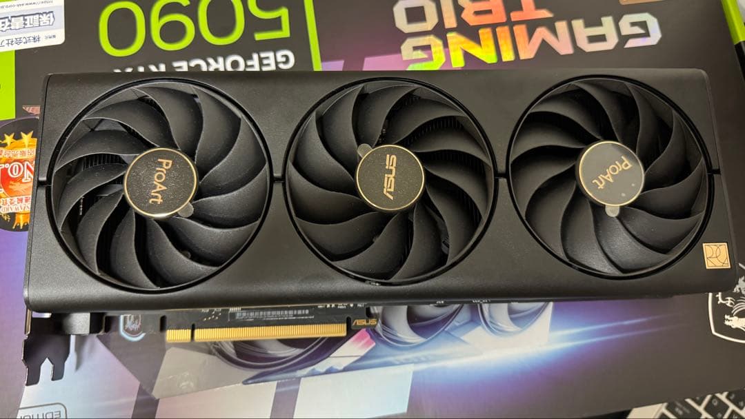 【美品】ASUS ProArt GeForce RTX 4070 Ti 12GB