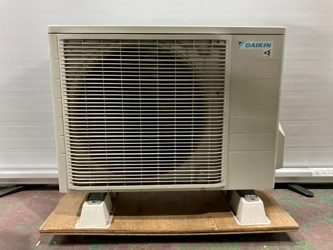 【完動品】DAIKIN ダイキン エアコン S40ZTEP-W