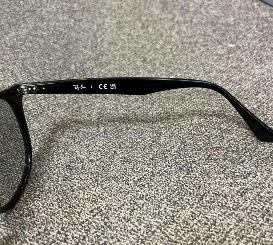 レイバンRayBan RB4259F601/87 BLACK/LIGHTGREY
