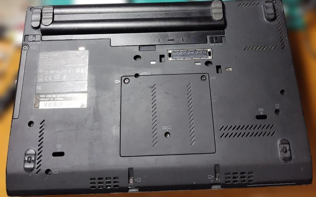 ThinkPad X220 i5 メモリ16Ｇ SSD 240GB