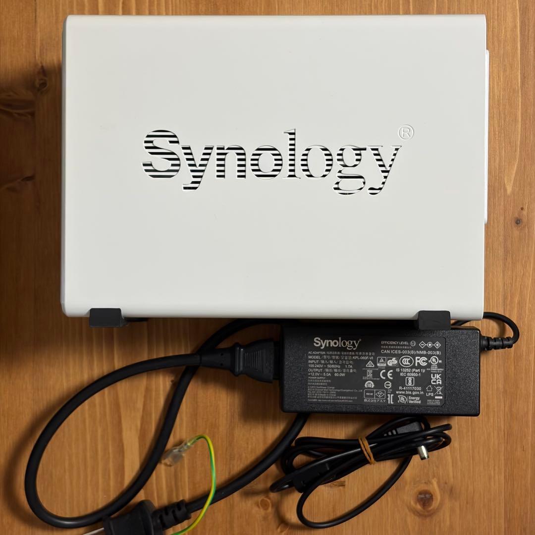 Synology NAS DS223j ホワイト