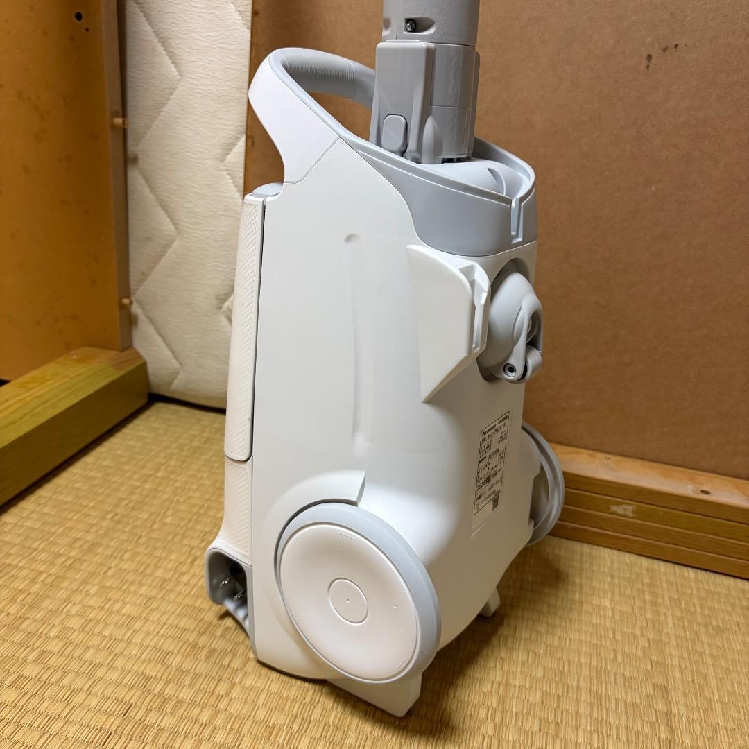 Panasonic MC-JP860K-W 2024年製 掃除機 紙パック式