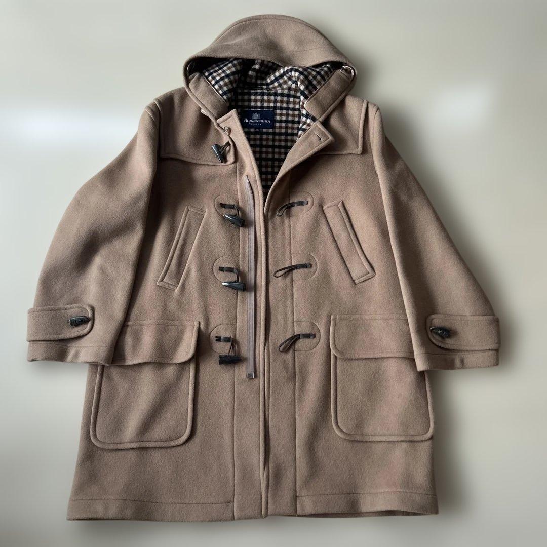 アクアスキュータム　メンズ　ダッフルコート