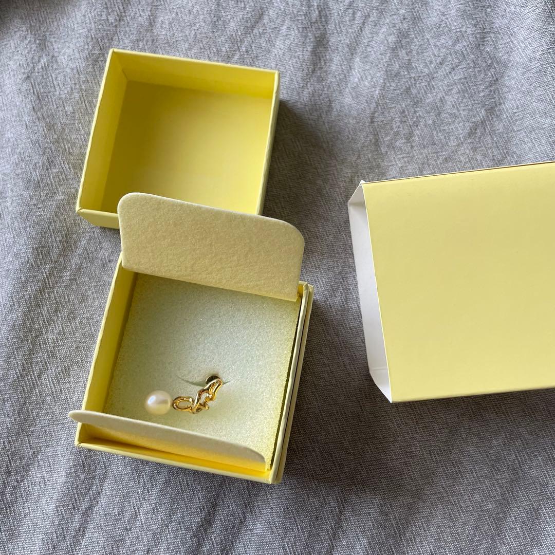 【刻印有】MARIA BLACK Orion 淡水パール付き片耳ピアス　ゴールド