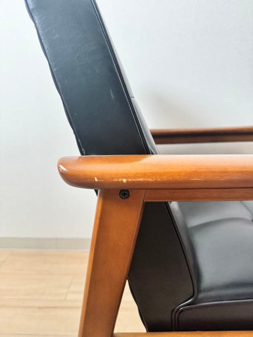 カリモク60 Kチェア 1シーター ブラック【梱包たのめる便発送】