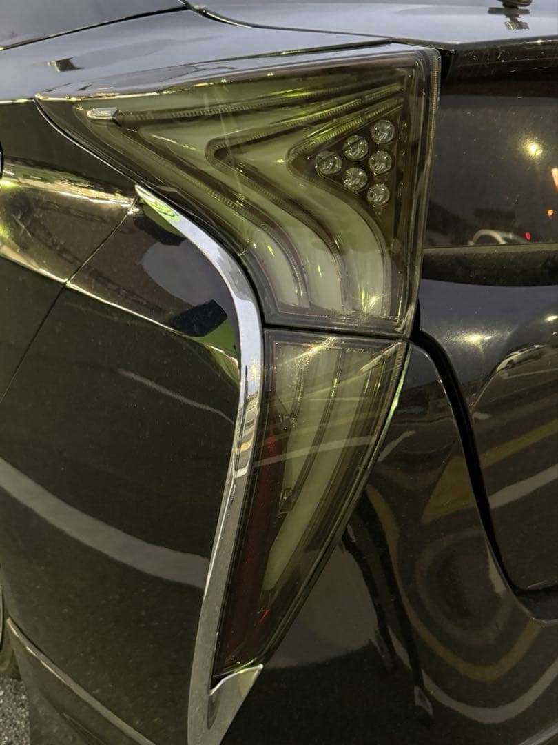 50プリウス ヴァレンティテールランプ