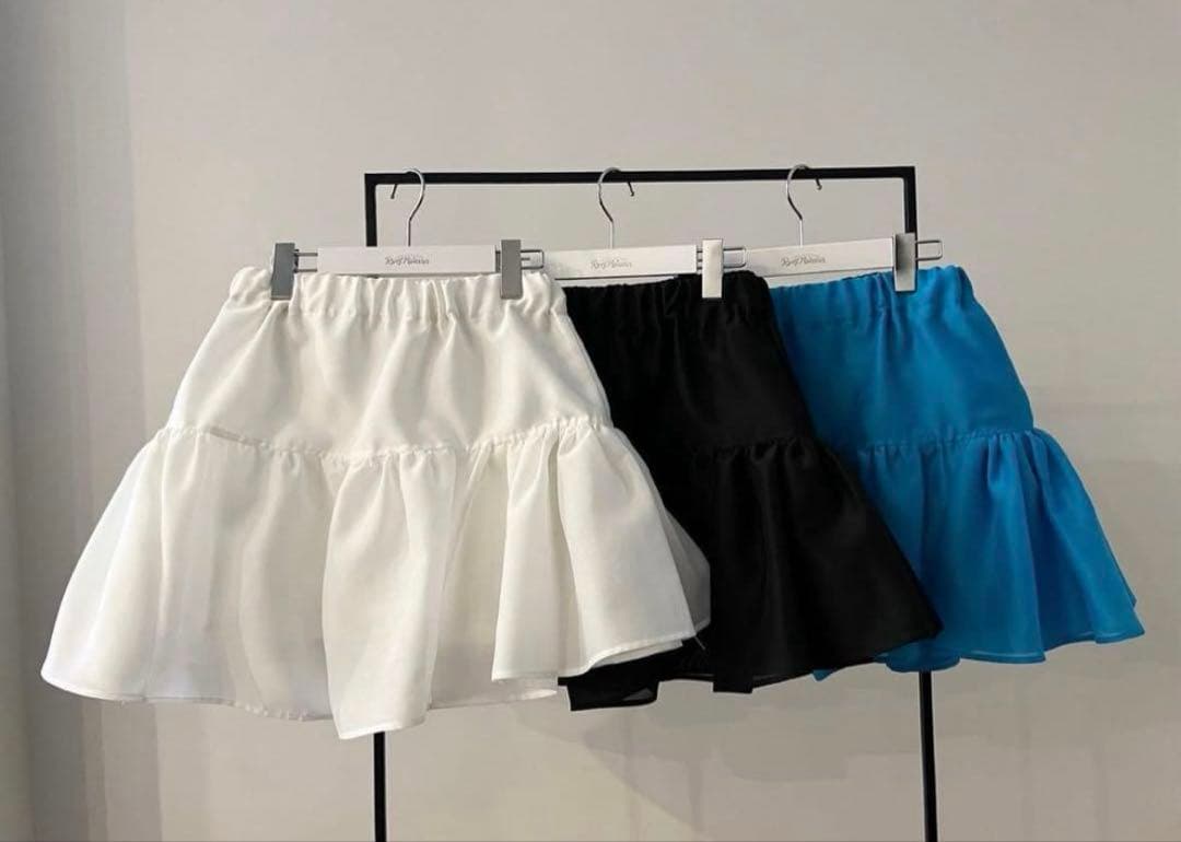 ロージーモンスター　ショートパンツ