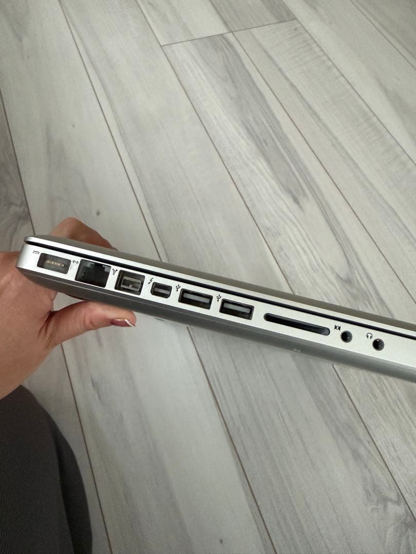 MacBook Pro15-inch, Late 2011初期化済データ消去済