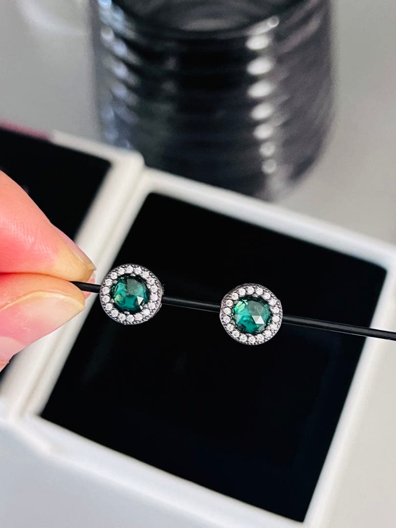 パンドラ（PANDORA）グリーン ラディアント ハート チャーム