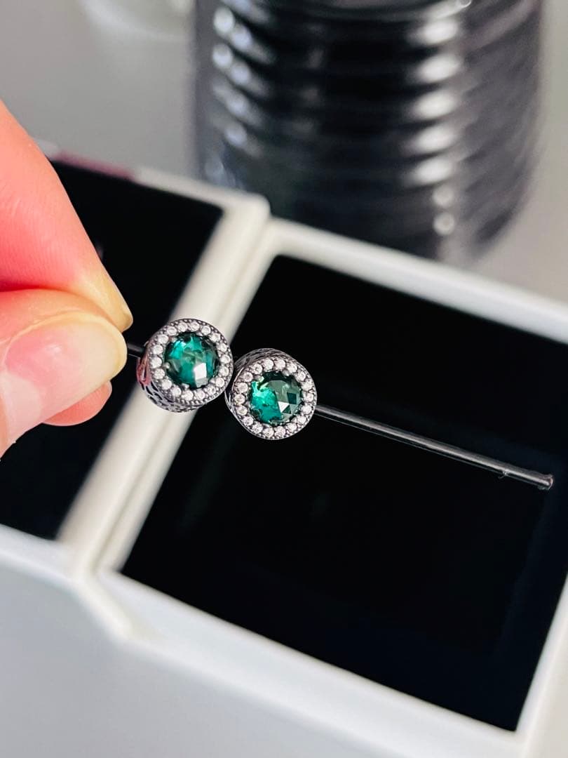 パンドラ（PANDORA）グリーン ラディアント ハート チャーム