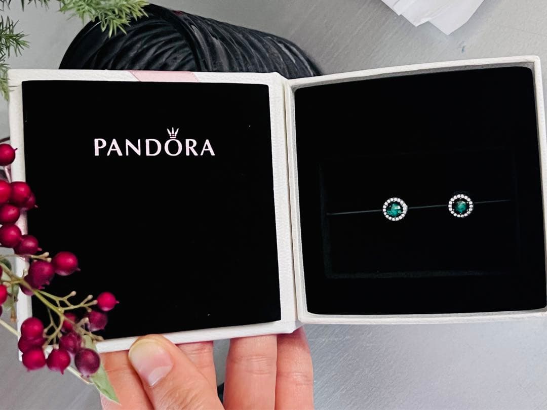 パンドラ（PANDORA）グリーン ラディアント ハート チャーム