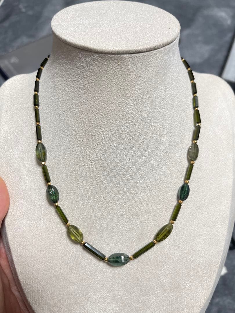 アクセサリーネックレスk18、天然トルマリン