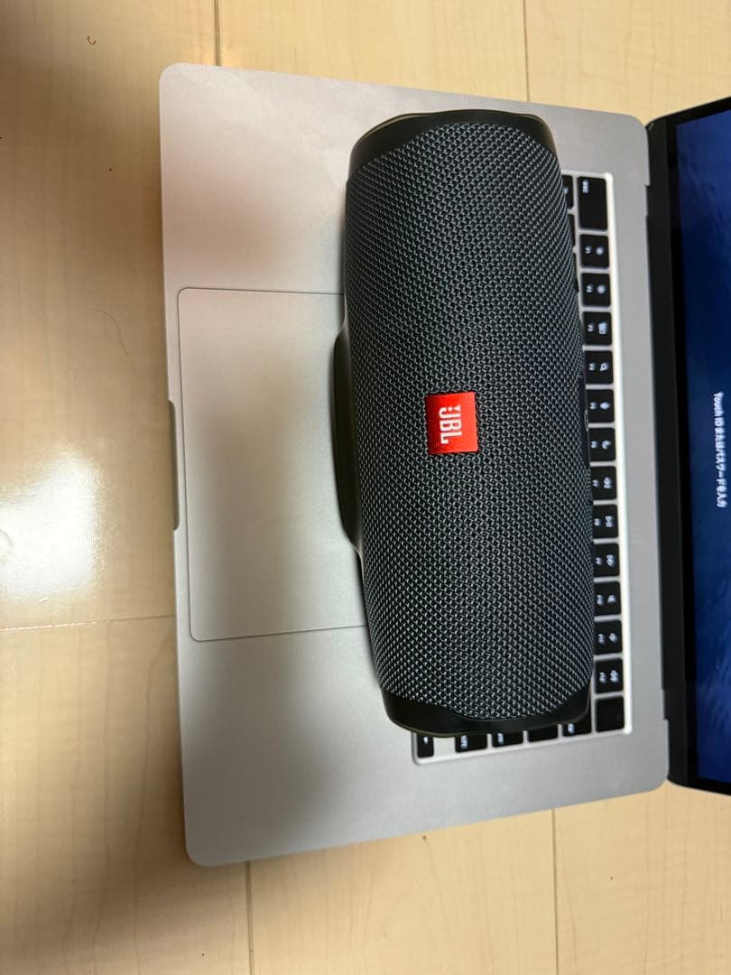 JBL ワイヤレススピーカー charge Essentil2