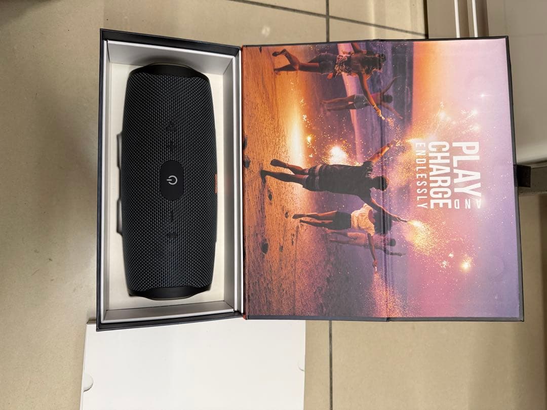 JBL ワイヤレススピーカー charge Essentil2