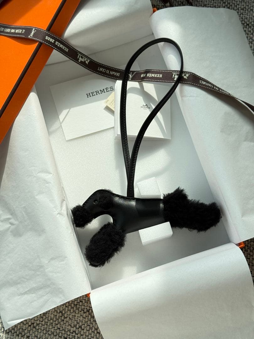 新品レア★HERMESエルメス　バディチャーム　budy ソーブラック