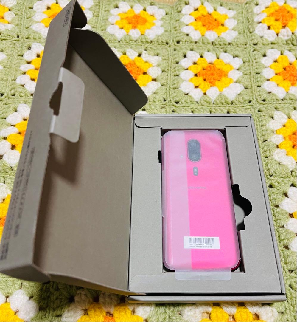 【新品未使用】らくらくスマートフォン F-53E ピンク