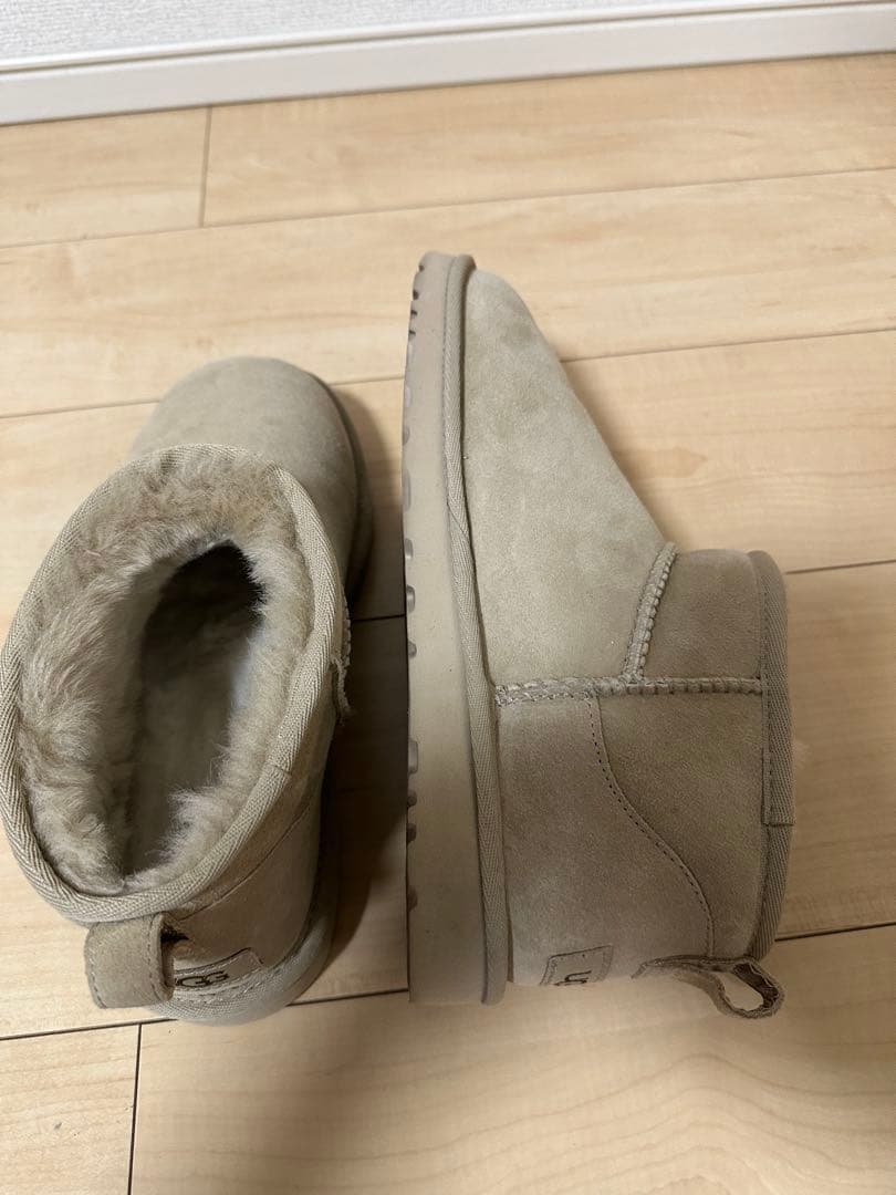 UGG クラッシック ウルトラミニ US8 26cm