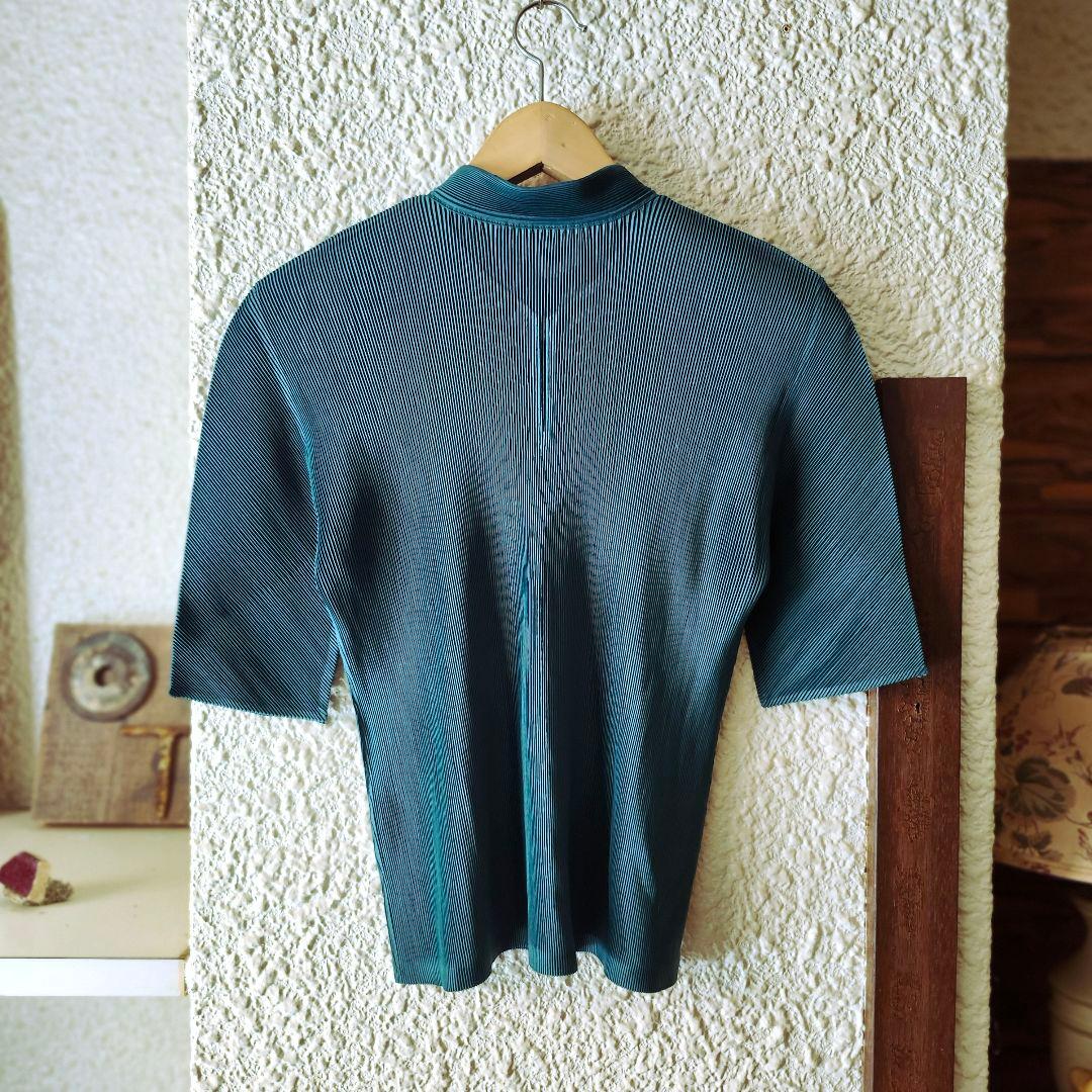 か*や様 レディース3 プリーツプリーズ イッセイミヤケ 半袖スキッパーシャツ