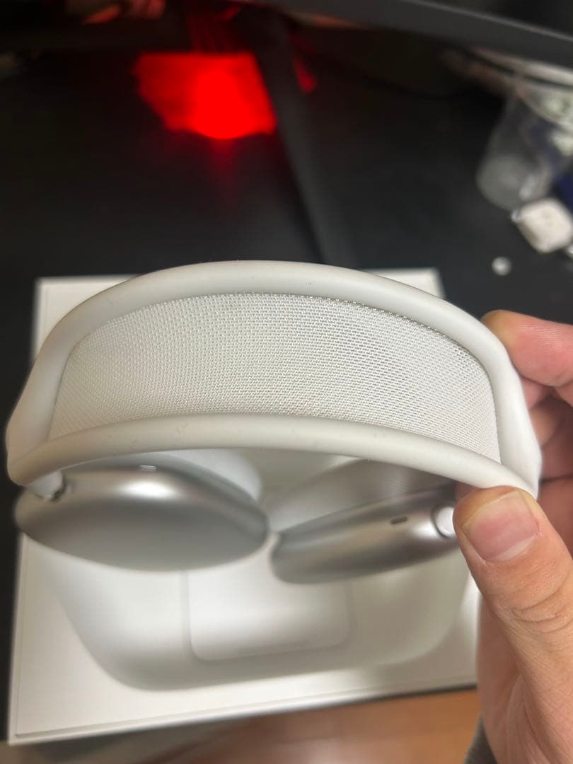 シルバー AirPods pro max