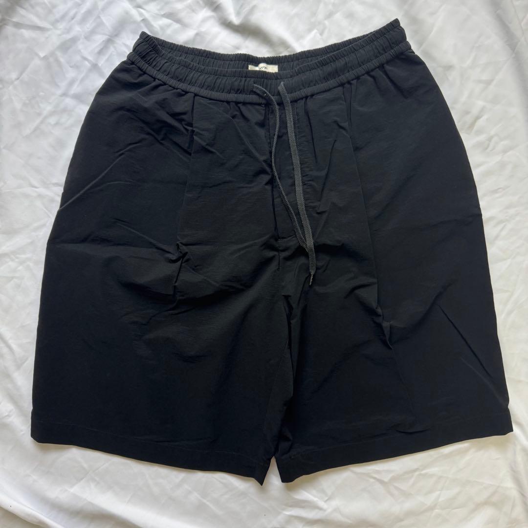 ATON ナイロンショーツ 黒 ブラック