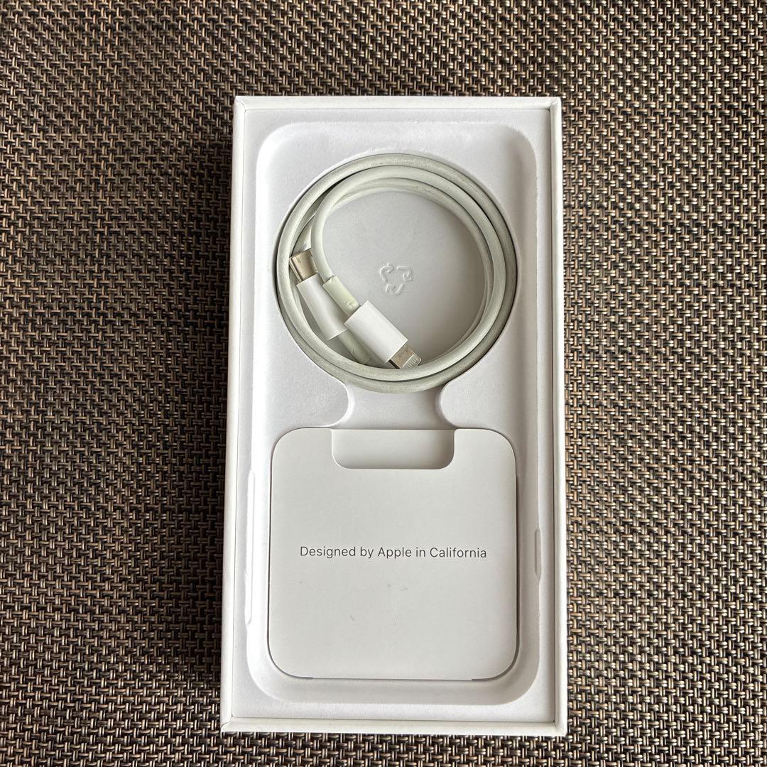 【美品】iPhone SE 第3世代 64GB SIMフリー