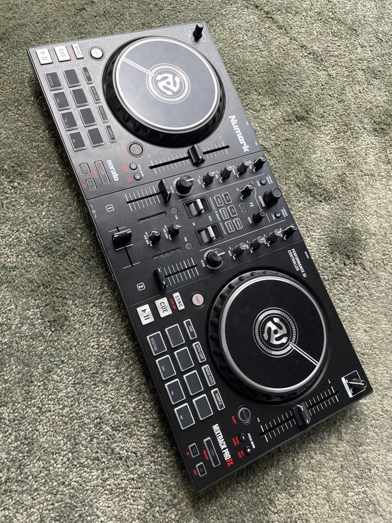Numark Mixtrack Pro FX DJコントローラー