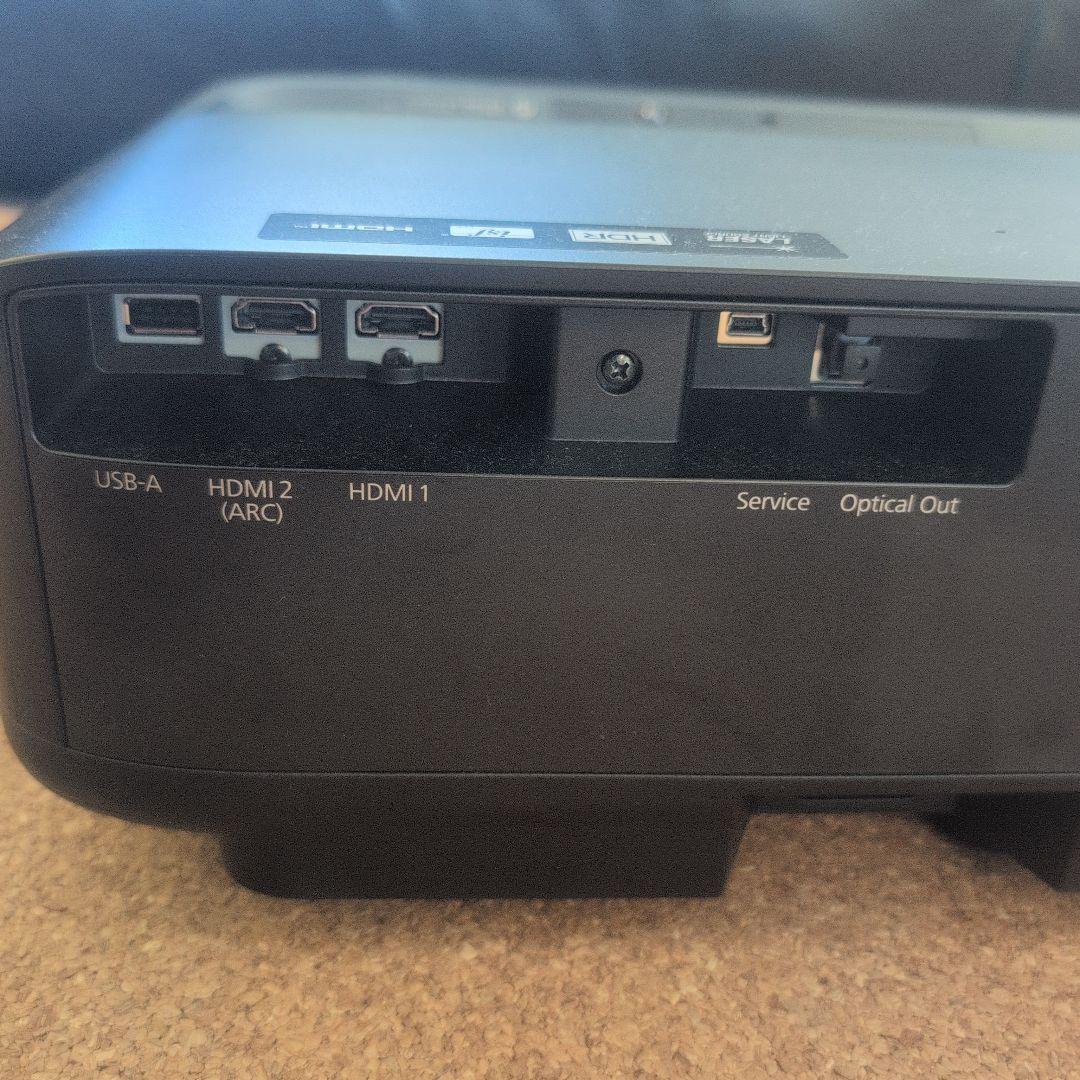 EPSON EH-LS300B 短焦点プロジェクター本体