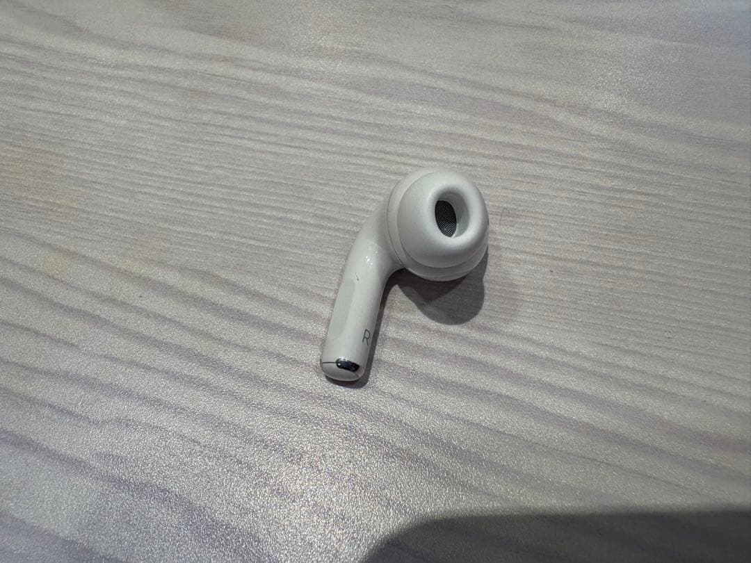 AirPods Pro 第2世代 USB-C 右耳 A3047 右 エアーポッズ