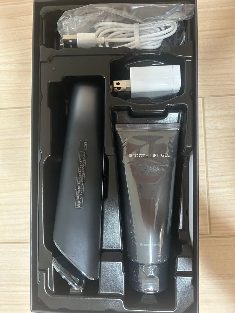 Panasonic VITALIFT リフトケア美顔器