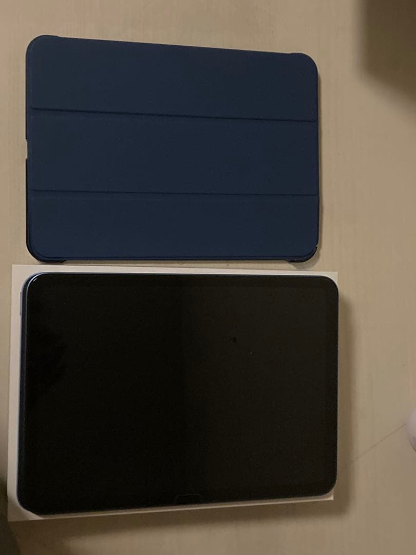 iPad11世代最新A16　カバー、ガラスフィルム、ペン付き