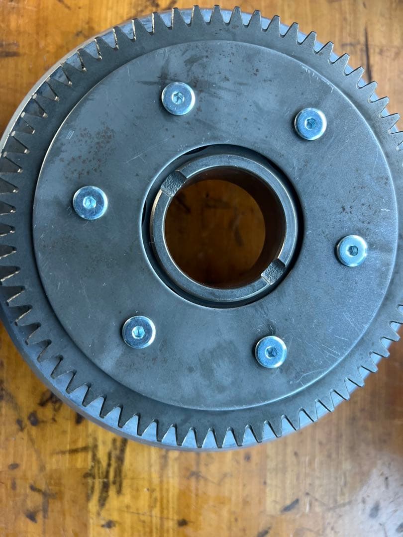 ゼファー400 クラッチハウジング　ダンパー交換済　C1〜